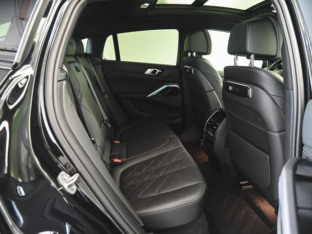 2025 BMW X6 xDrive40i - 22997309 - 37