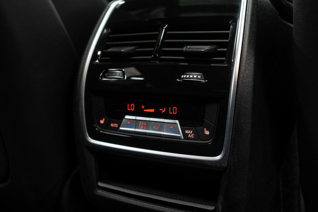 BMW X6 photo 14