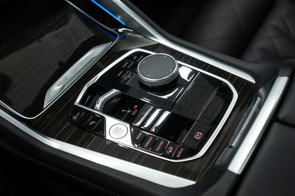 BMW X6 photo 34