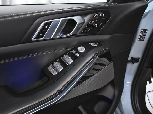 2025 BMW X7 M60i - 23002458 - 9