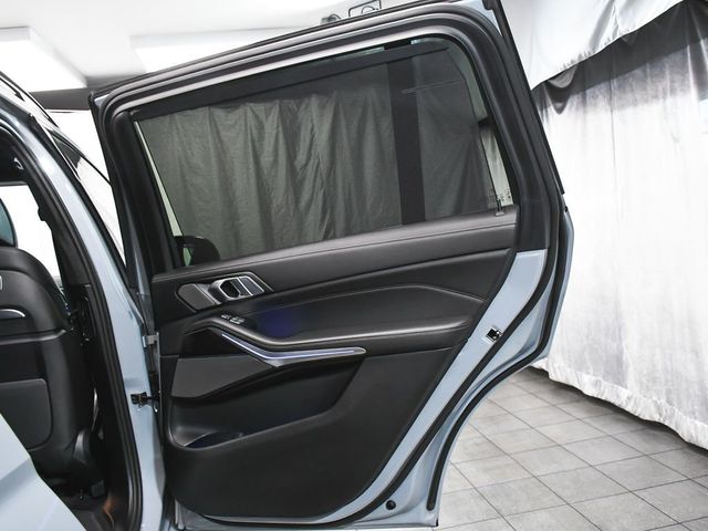 2025 BMW X7 M60i - 23002458 - 12