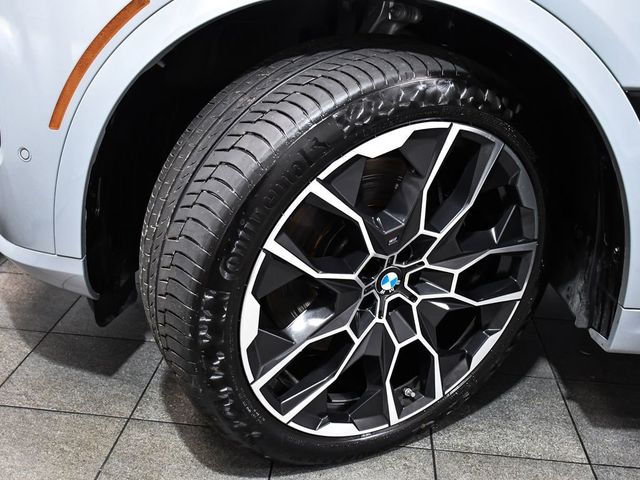 2025 BMW X7 M60i - 23002458 - 6