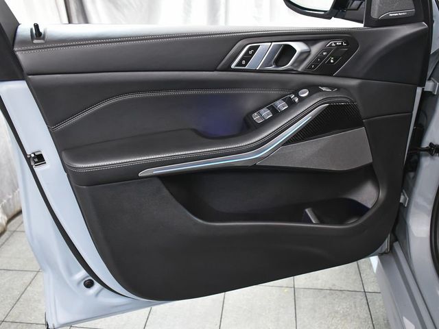 2025 BMW X7 M60i - 23002458 - 8