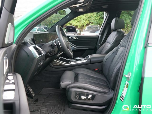 2025 BMW X7 M60i Sports Activity Vehicle - 23057765 - 16