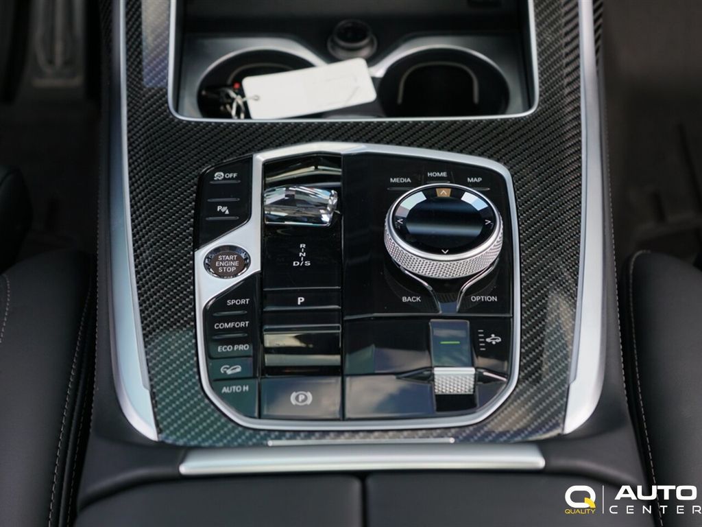 2025 BMW X7 M60i Sports Activity Vehicle - 23057765 - 22