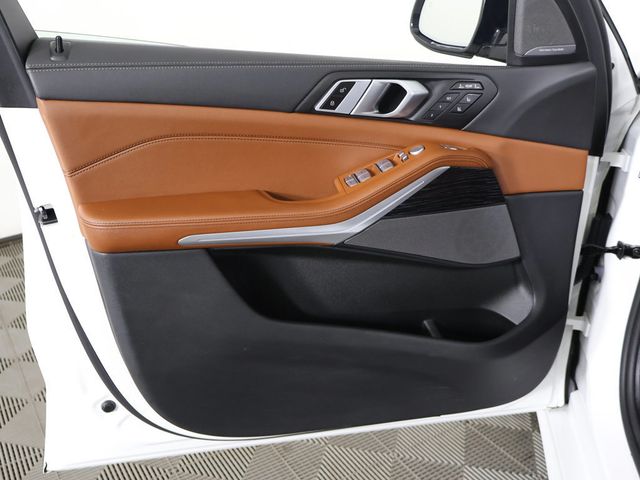 2025 BMW X7 M60i Sports Activity Vehicle - 23088371 - 28