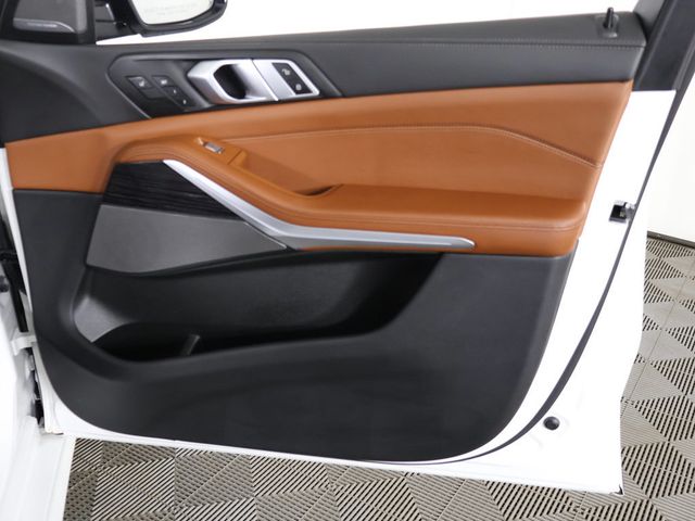 2025 BMW X7 M60i Sports Activity Vehicle - 23088371 - 29