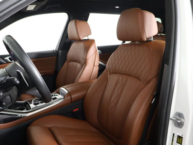 2025 BMW X7 M60i Sports Activity Vehicle - 23088371 - 36