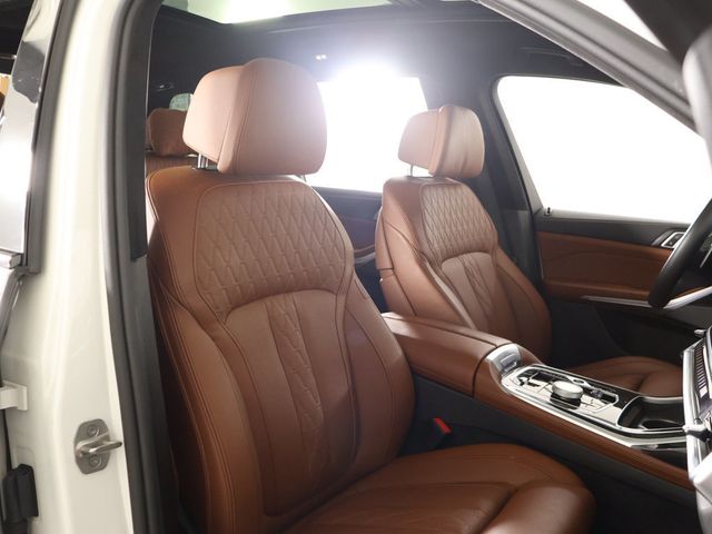 2025 BMW X7 M60i Sports Activity Vehicle - 23088371 - 37