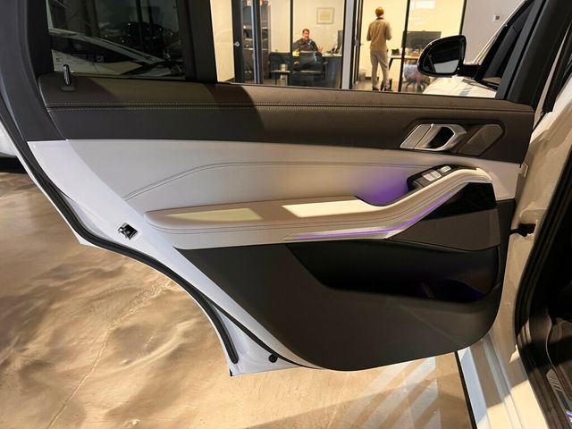 2025 BMW X7 M SportPkg/M SportProPkg/PremiumPkg/CaptainsChairs/ParkAssistPkg - 22978760 - 23