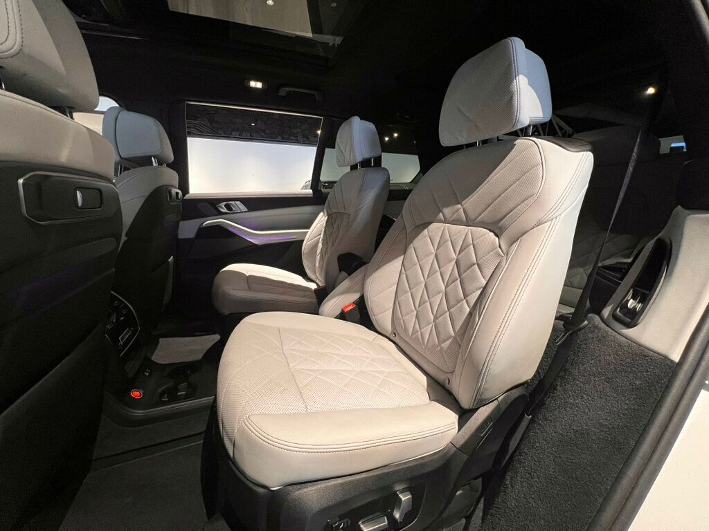 2025 BMW X7 M SportPkg/M SportProPkg/PremiumPkg/CaptainsChairs/ParkAssistPkg - 22978760 - 25