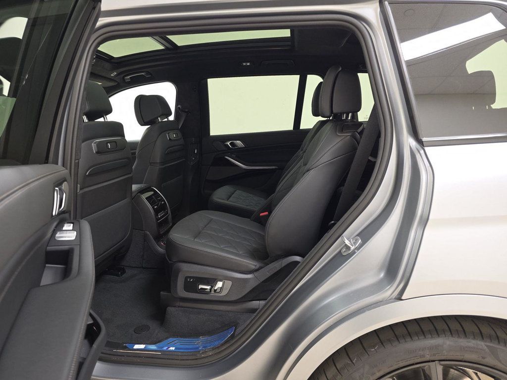 2025 BMW X7 MSRP$101475/M-SportPkg/PremiumPkg/ClimateComfortPkg/NAV - 22976163 - 10