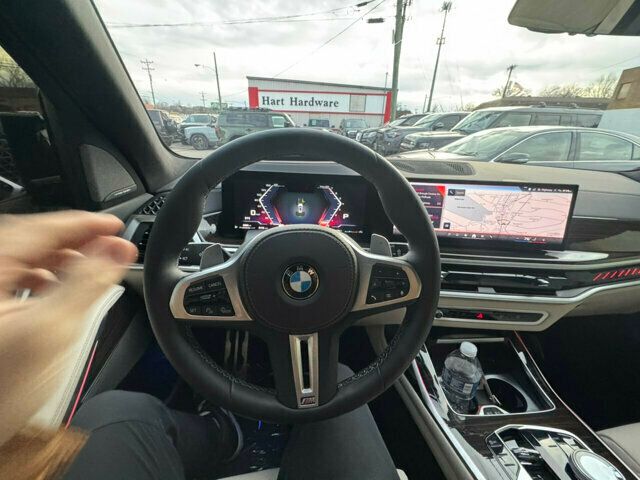 2025 BMW X7 MSRP$118275/DrivingAssistanceProPkg/ClimateComfortPkg/NAV - 22742978 - 22