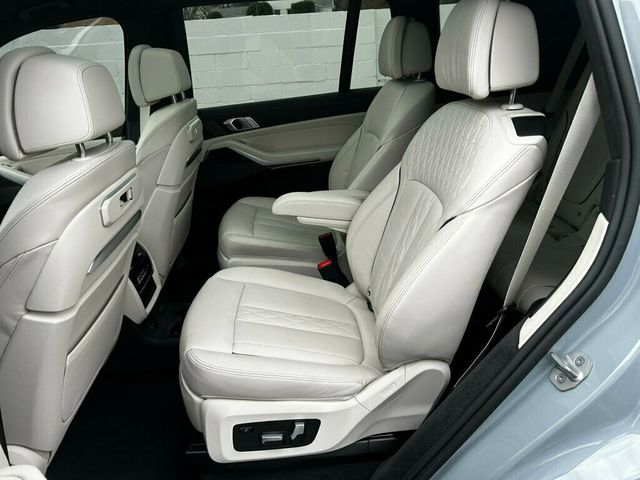 2025 BMW X7 MSRP$120625/DrivingAssistanceProPkg/ExecutivePkg/M-SportProPkg/ - 22960188 - 12