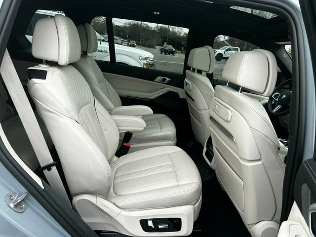 2025 BMW X7 MSRP$120625/DrivingAssistanceProPkg/ExecutivePkg/M-SportProPkg/ - 22960188 - 19