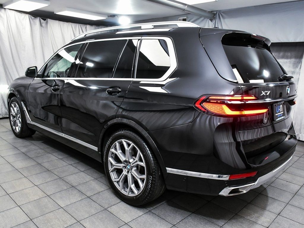 2025 Bmw X7 xDrive40i photo 2