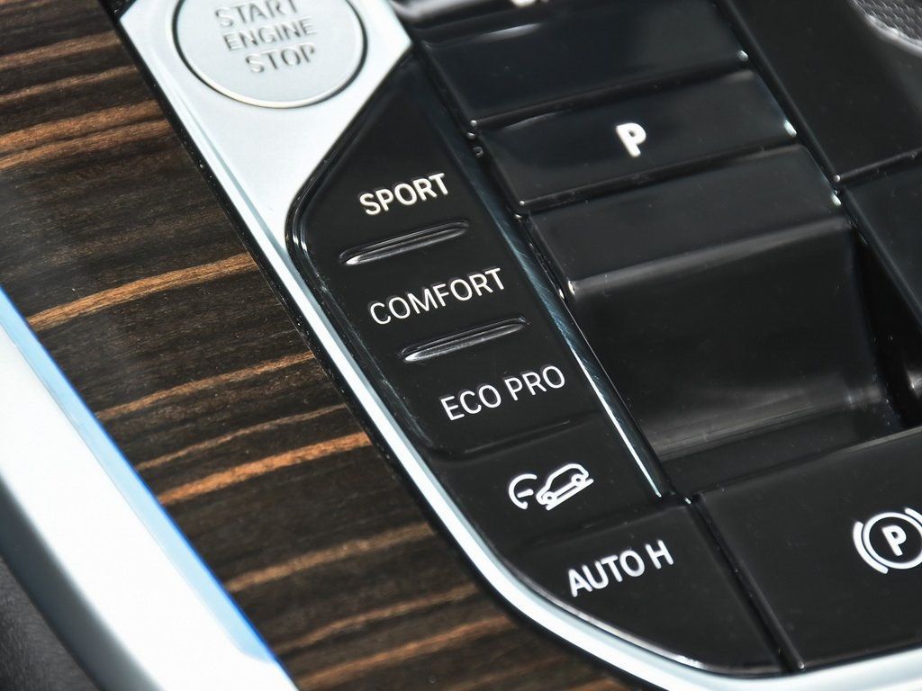 2025 Bmw X7 xDrive40i photo 35