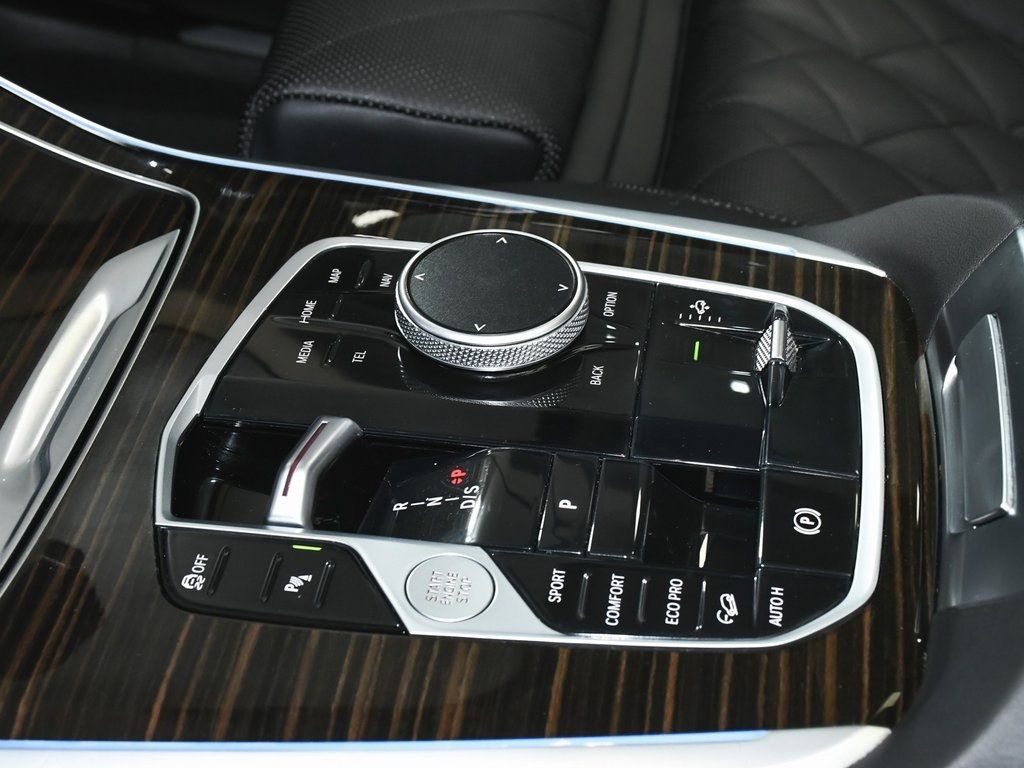 2025 Bmw X7 xDrive40i photo 45