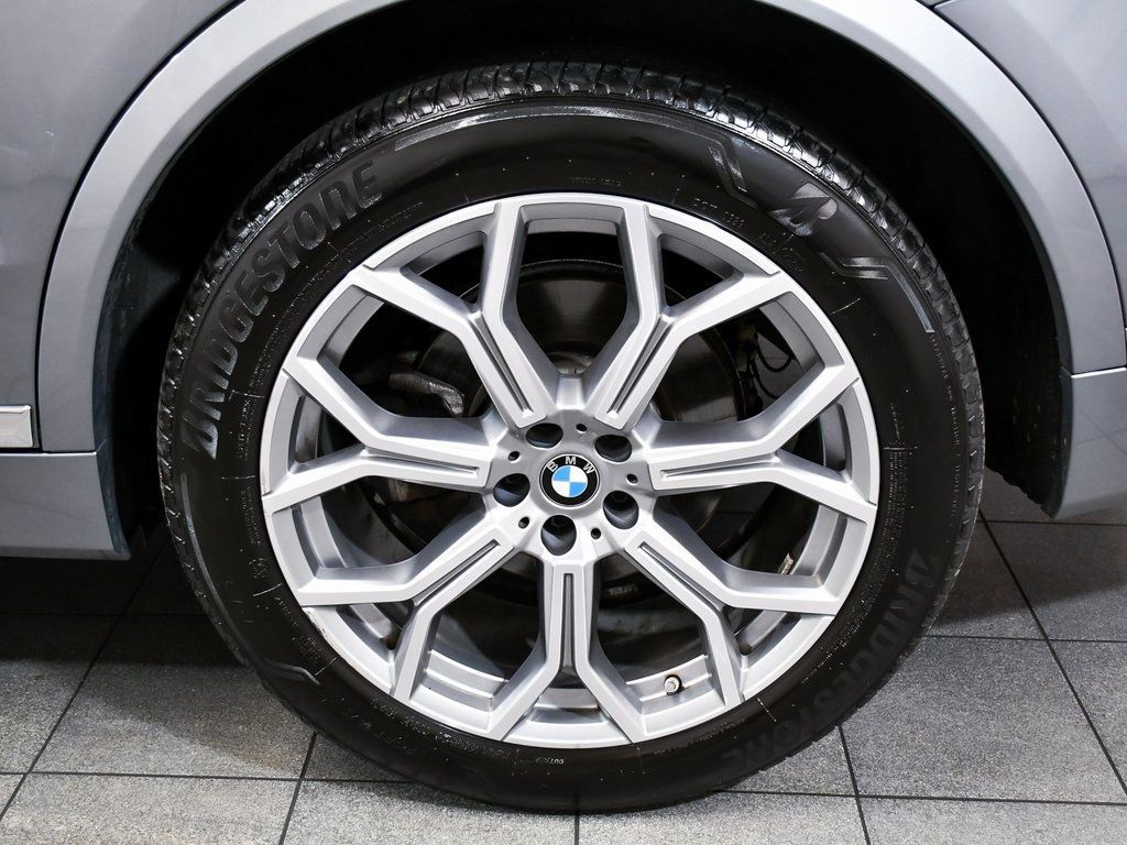 2025 Bmw X7 xDrive40i photo 3