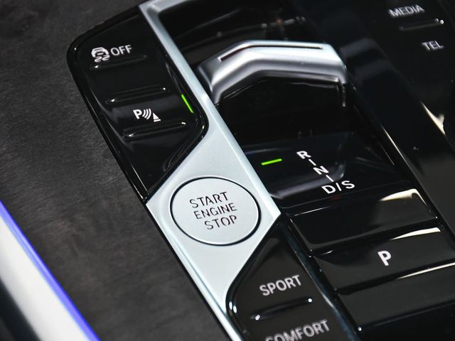 2025 BMW X7 xDrive40i - 22989273 - 32