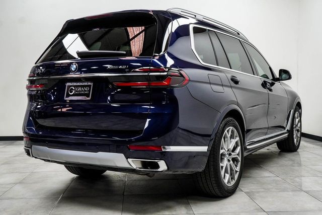 2025 BMW X7 xDrive40i Sports Activity Vehicle - 22984495 - 11