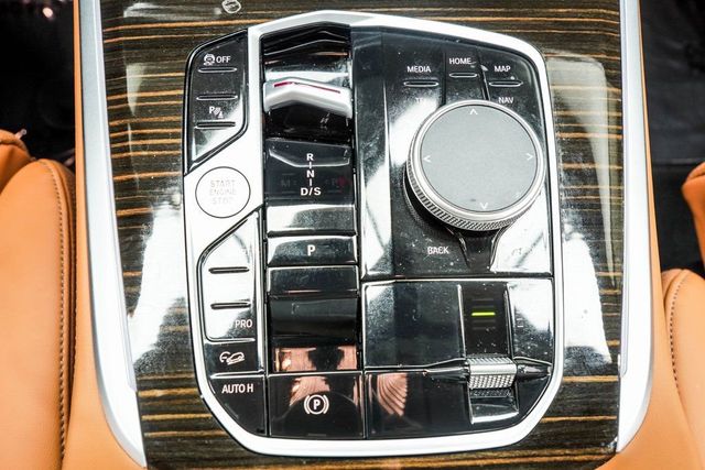 2025 BMW X7 xDrive40i Sports Activity Vehicle - 22984495 - 20