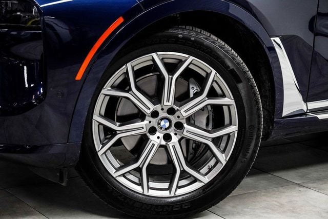 2025 BMW X7 xDrive40i Sports Activity Vehicle - 22984495 - 2