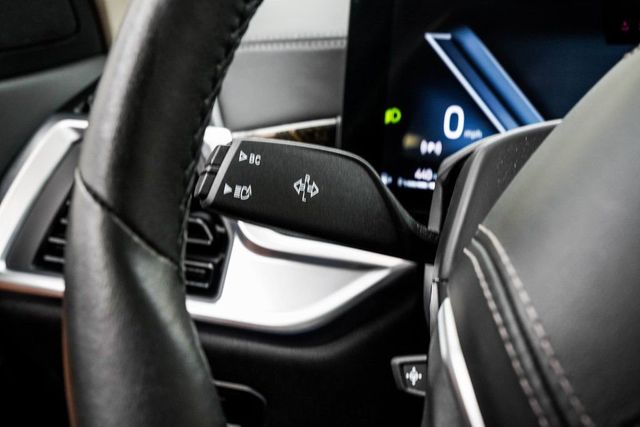 2025 BMW X7 xDrive40i Sports Activity Vehicle - 22984495 - 33