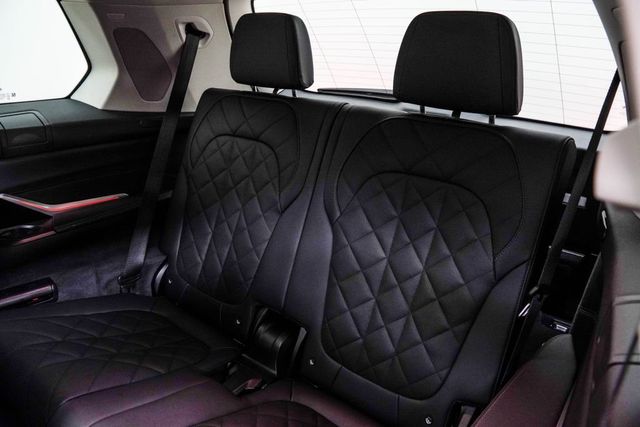 2025 BMW X7 xDrive40i Sports Activity Vehicle - 23023065 - 18