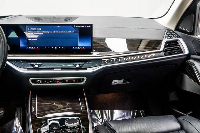 2025 BMW X7 xDrive40i Sports Activity Vehicle - 22976775 - 17