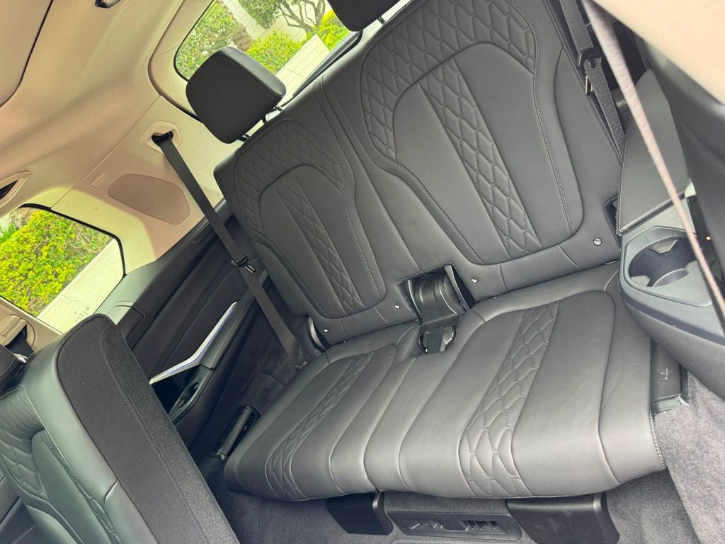 2025 BMW X7 xDrive40i Sports Activity Vehicle - 23037291 - 18