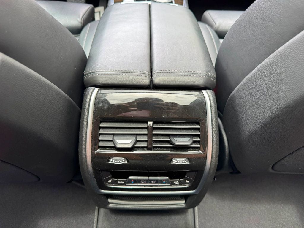 2025 BMW X7 xDrive40i Sports Activity Vehicle - 23037291 - 24