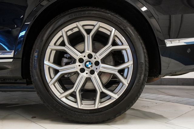 2025 BMW X7 xDrive40i Sports Activity Vehicle - 22973423 - 42