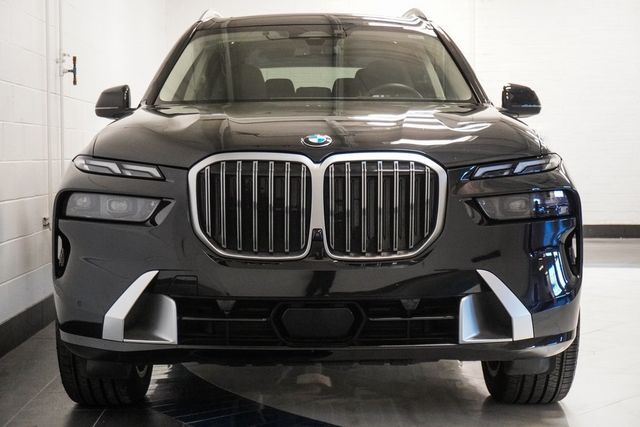 2025 BMW X7 xDrive40i Sports Activity Vehicle - 22973423 - 43