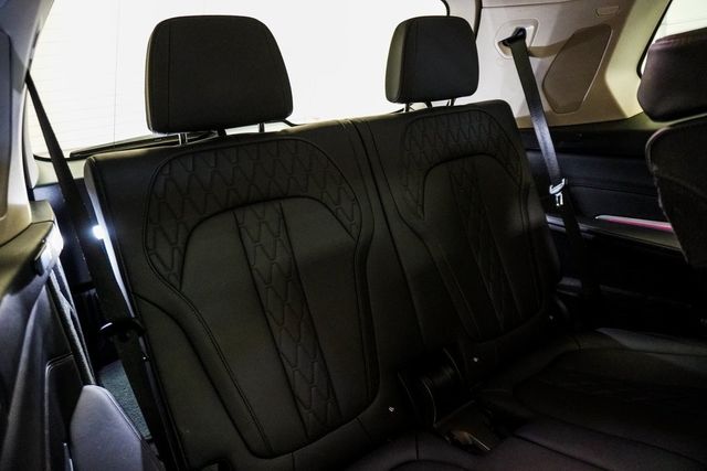 2025 BMW X7 xDrive40i Sports Activity Vehicle - 22973423 - 8