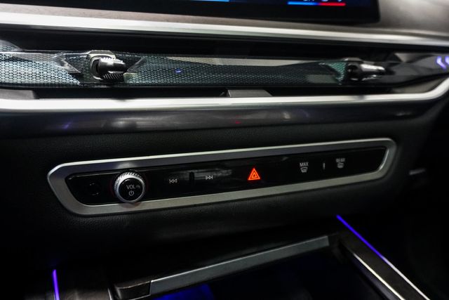 2025 BMW X7 xDrive40i Sports Activity Vehicle - 23081058 - 28