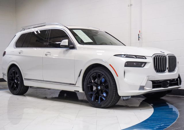 2025 BMW X7