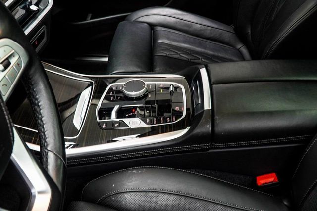 2025 BMW X7 xDrive40i Sports Activity Vehicle - 23008433 - 19