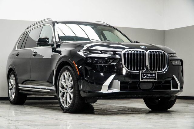 2025 BMW X7 xDrive40i Sports Activity Vehicle - 23008433 - 3