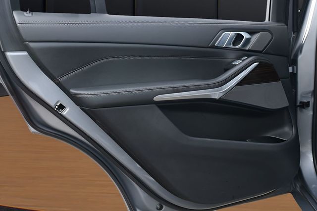 2025 BMW X7 xDrive40i Sports Activity Vehicle - 22996617 - 52