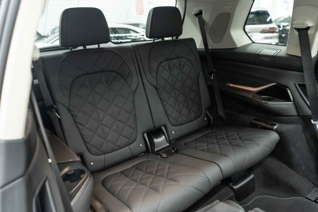 2025 BMW X7 xDrive40i Sports Activity Vehicle - 22932437 - 12