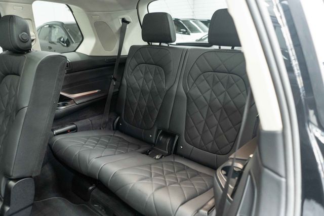 2025 BMW X7 xDrive40i Sports Activity Vehicle - 22932437 - 18
