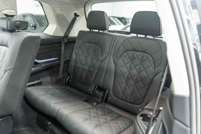 2025 BMW X7 xDrive40i Sports Activity Vehicle - 22941161 - 16
