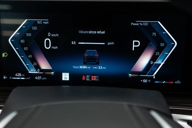 2025 BMW X7 xDrive40i Sports Activity Vehicle - 22941161 - 26