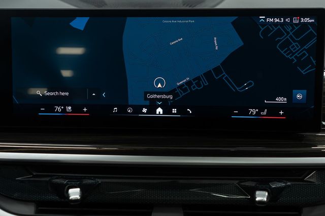 2025 BMW X7 xDrive40i Sports Activity Vehicle - 22941162 - 26