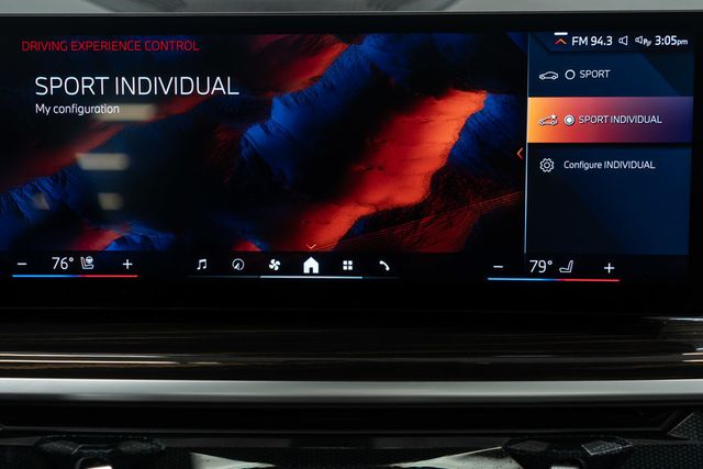 2025 BMW X7 xDrive40i Sports Activity Vehicle - 22941162 - 28