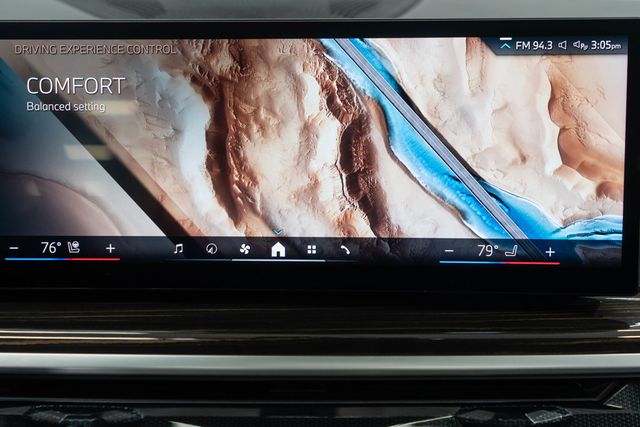 2025 BMW X7 xDrive40i Sports Activity Vehicle - 22941162 - 29