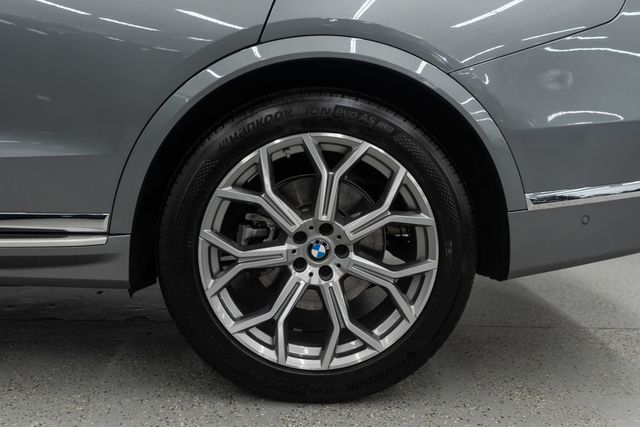 2025 BMW X7 xDrive40i Sports Activity Vehicle - 22941162 - 39