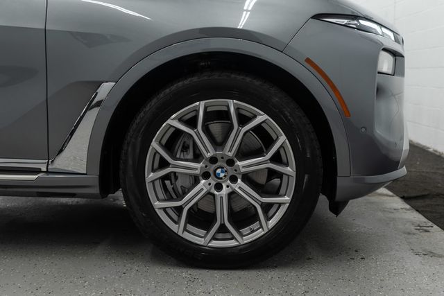 2025 BMW X7 xDrive40i Sports Activity Vehicle - 22941162 - 41