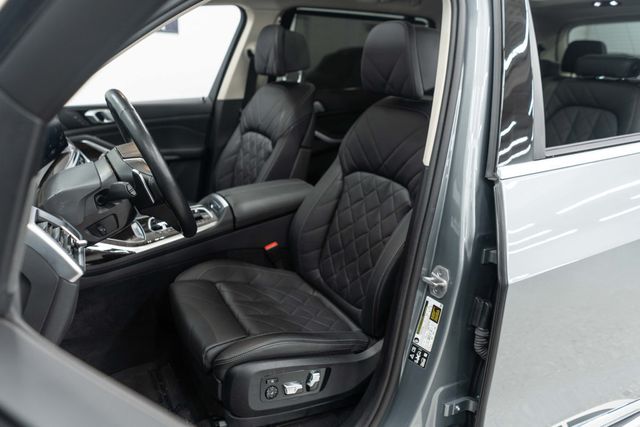 2025 BMW X7 xDrive40i Sports Activity Vehicle - 22941162 - 7